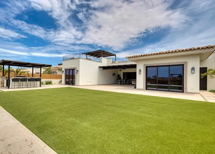 Сasa de vacaciones Luxury Coastal Retreat - Pool & World-class Golf
