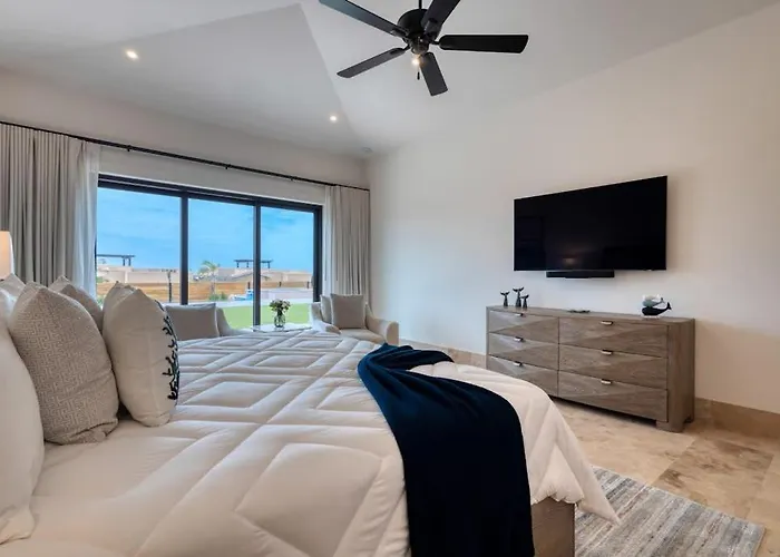Luxury Coastal Retreat - Pool & World-class Golf Сasa de vacaciones