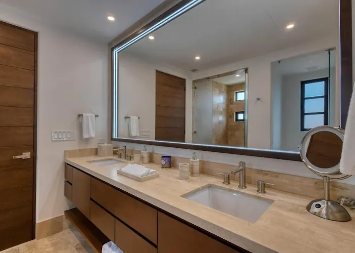 Luxury Coastal Retreat - Pool & World-class Golf Сasa de vacaciones