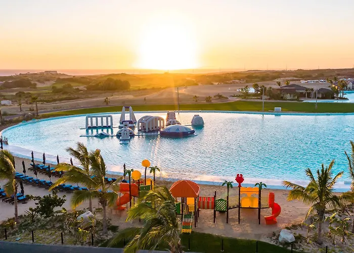 Сasa de vacaciones Luxury Coastal Retreat - Pool & World-class Golf